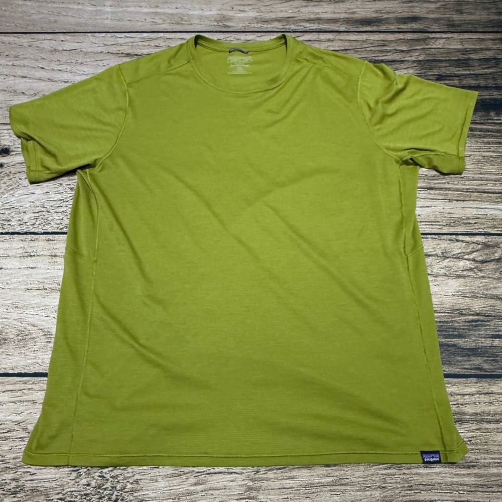 Patagonia Capilene Cool Lightweight Shirt Mens XL Green Active Hiking Tee